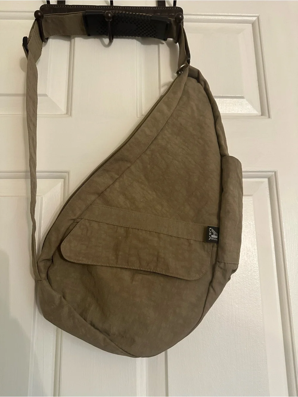 Ameribag Red and Blue Logo Interior Tag on Cream Lining